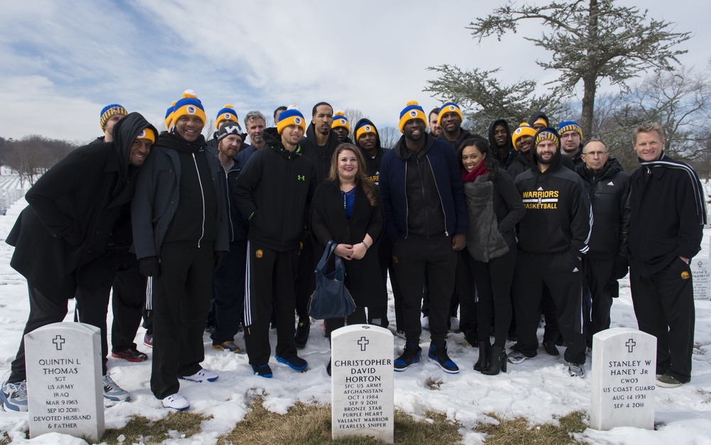 Golden State Warriors visit Pentagon, Arlington Cemetery