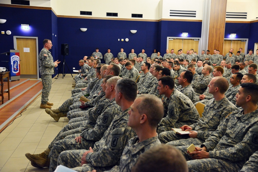USAREUR commander visits with Sky Soldiers in Vicenza, Italy