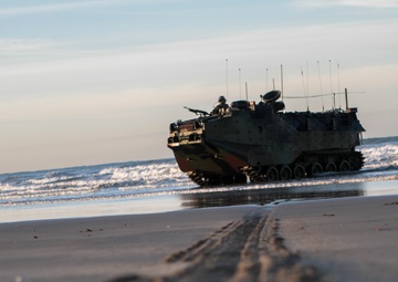 Japanese soldiers participate in combat training as part of Iron Fist 2015