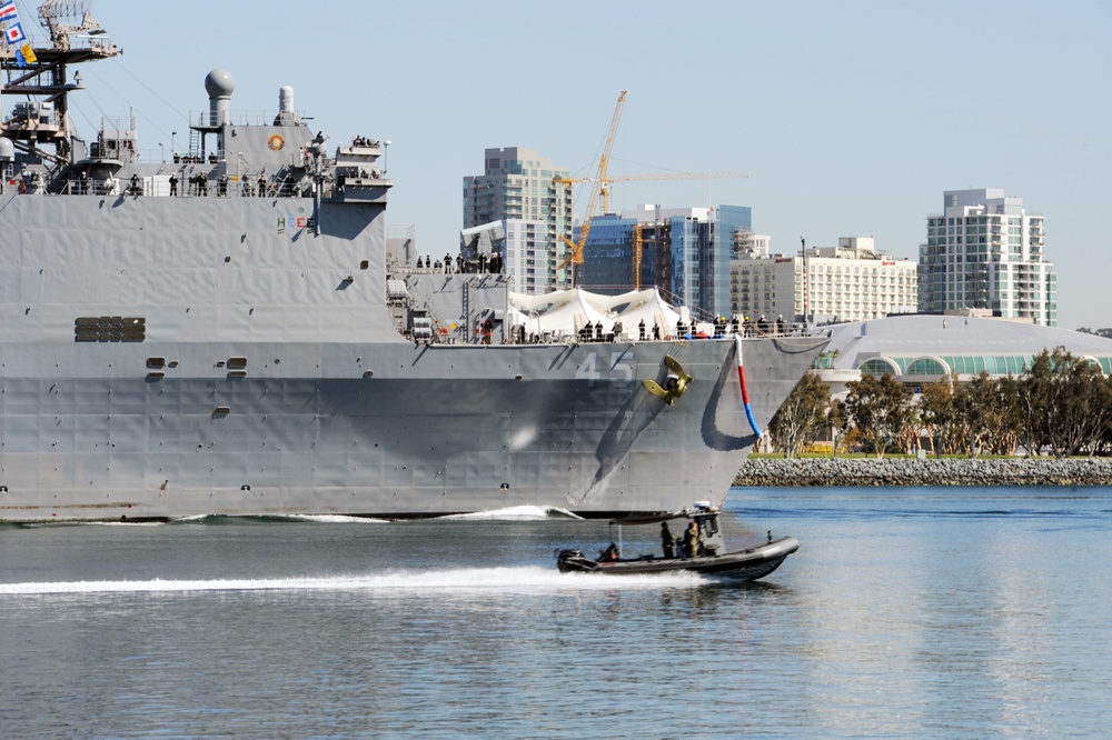 USS Comstock