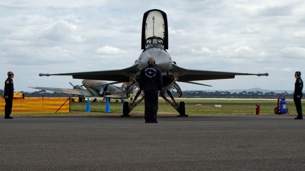 2015 Australian International Airshow and Aerospace &amp; Defence Exposition