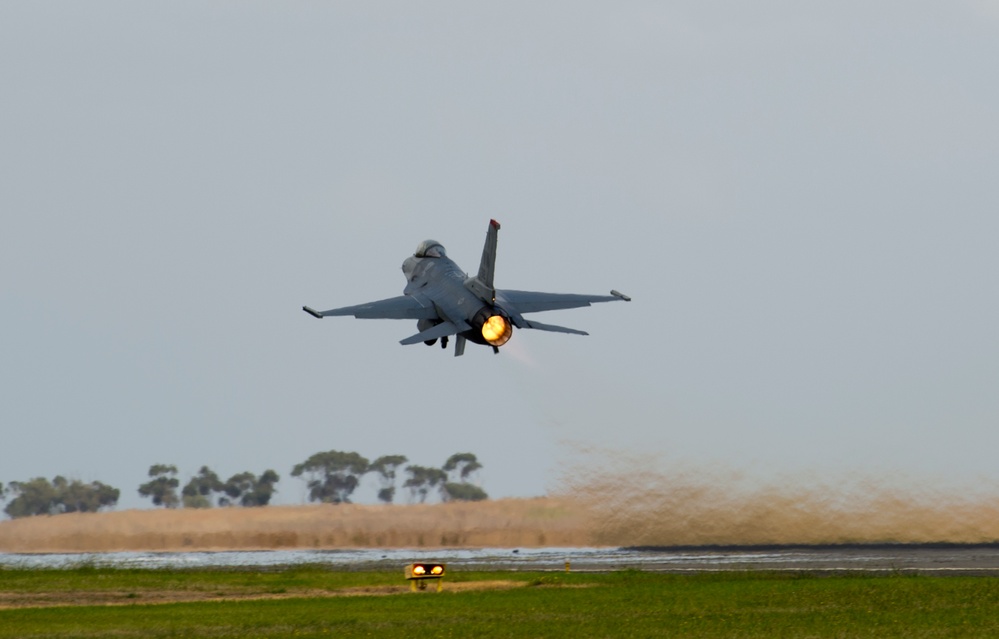2015 Australian International Airshow and Aerospace &amp; Defence Exposition