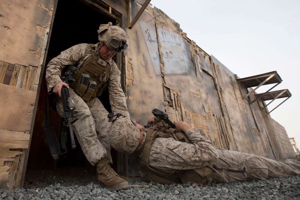 24th MEU Conducts MOUT Training