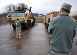 240th QM educate 86th LRG on Army logistics