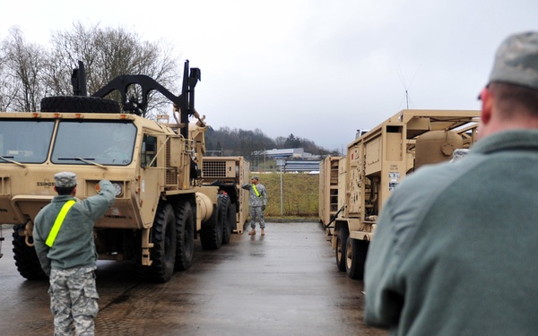 240th QM educate 86th LRG on Army logistics