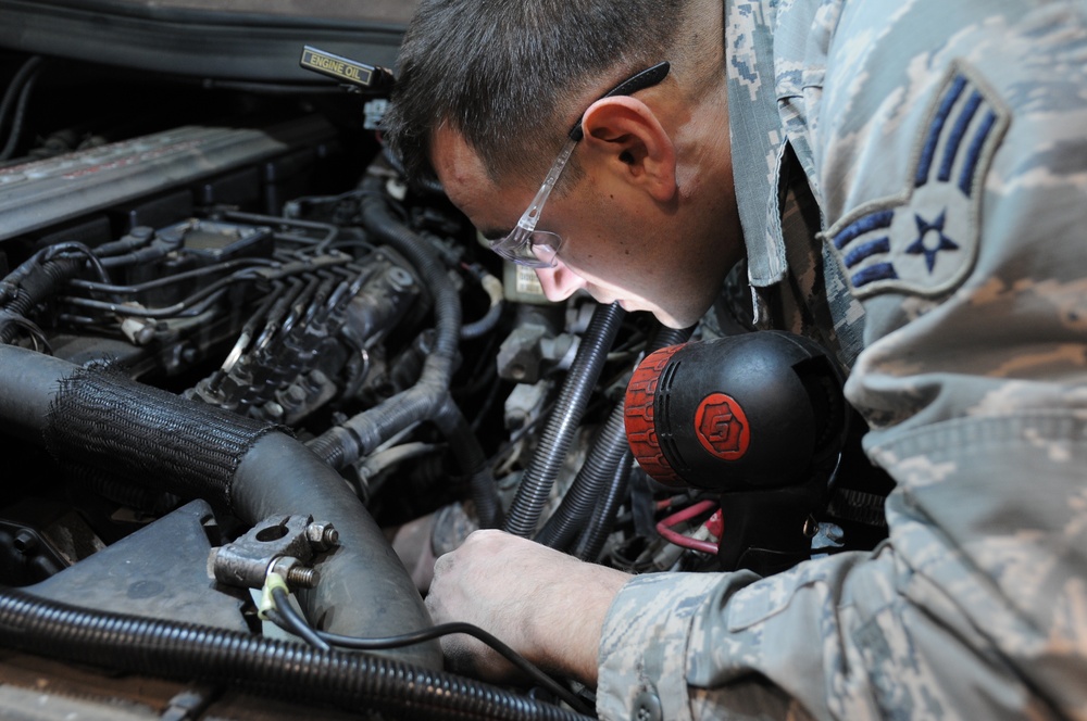 177th Vehicle Maintenance Airmen