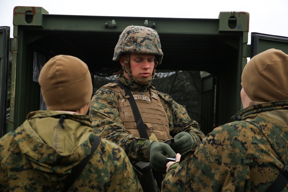 2nd Marine Logistics Group endures the cold during CPX