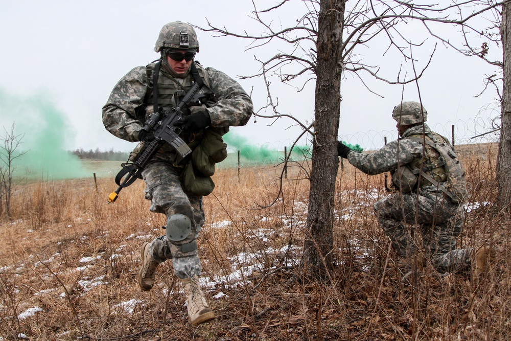 Red Falcons train in Virginian snow for Global Response Force Mission