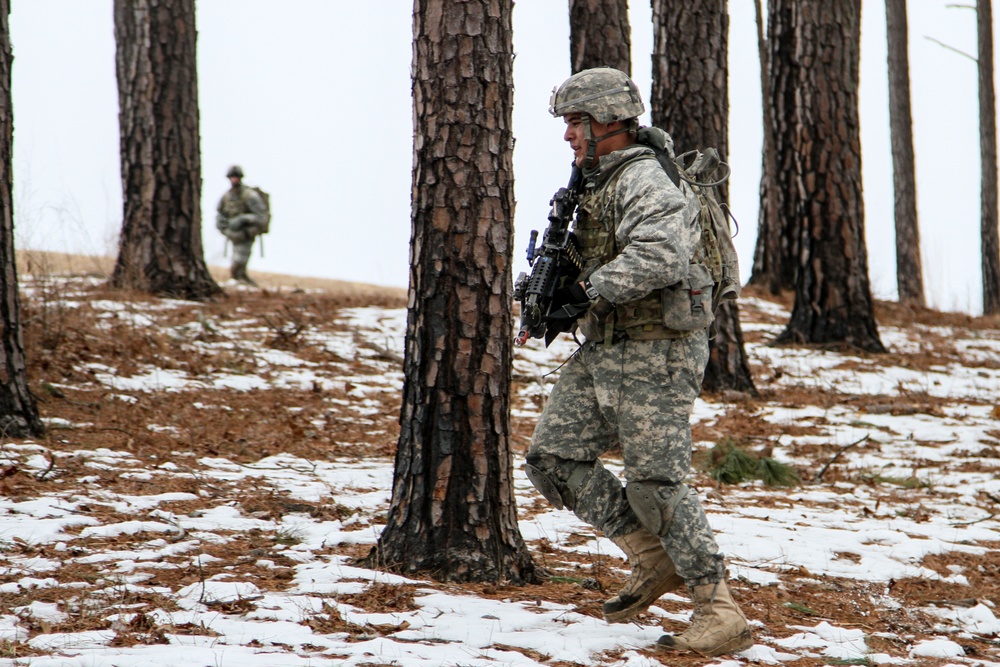 Red Falcons train in Virginian snow for Global Response Force Mission