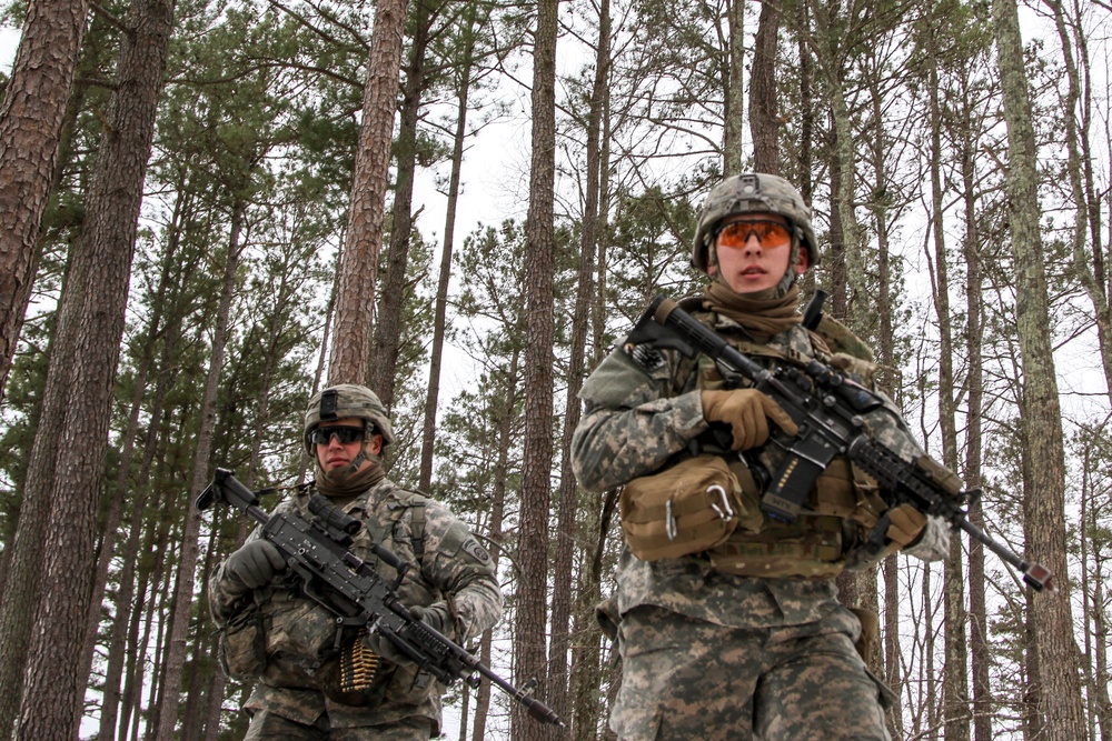 Red Falcons train in Virginian snow for Global Response Force Mission