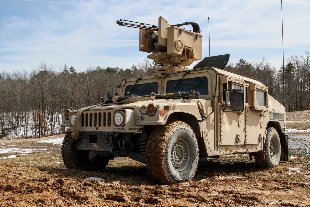 Red Falcons train in Virginian snow for Global Response Force Mission