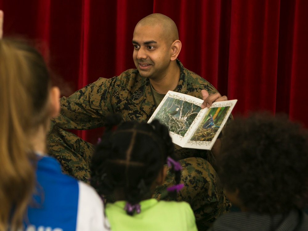 A Learning Community: US Marines read with students in Spain