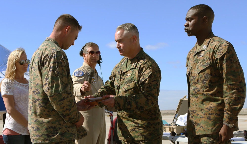 Commanding Officer Honors Yuma Marine During Yuma Airshow
