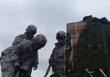 ‘Maintainers’ solidify joint operations through aerial logistics exercise