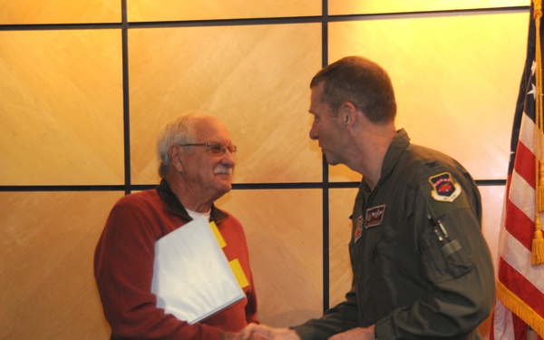 Fearless: Father of fallen US Navy SEAL speaks to service members at 188th