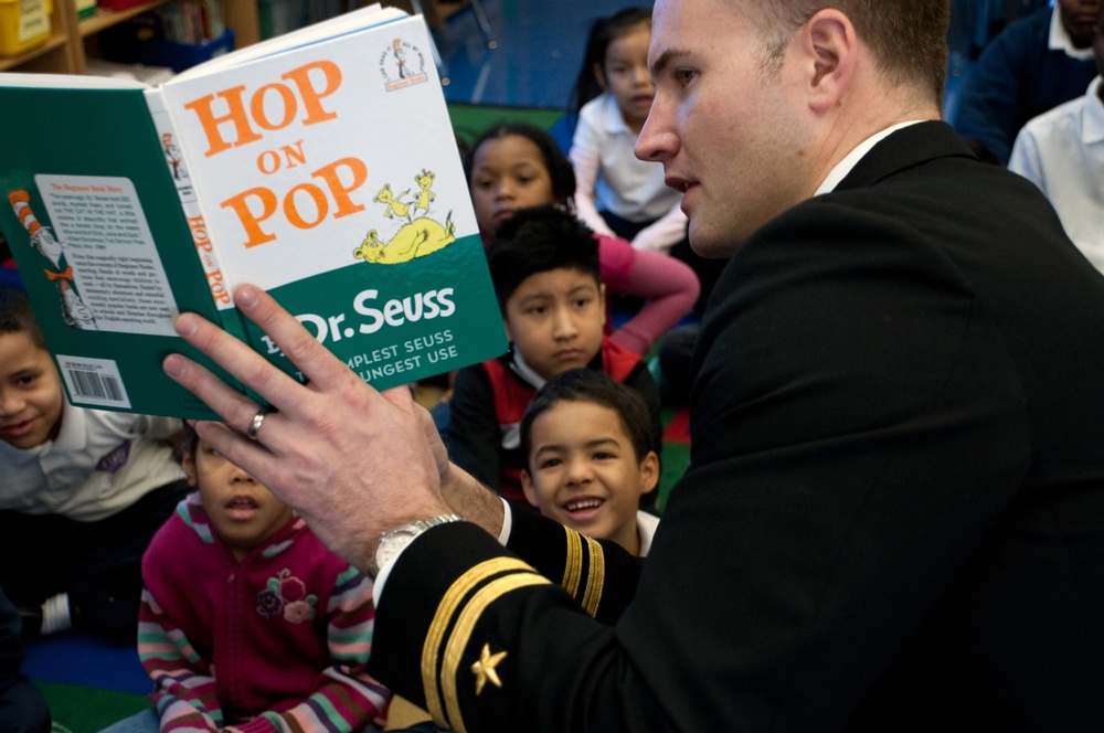 Sailors takes part in Read Across America in NYC