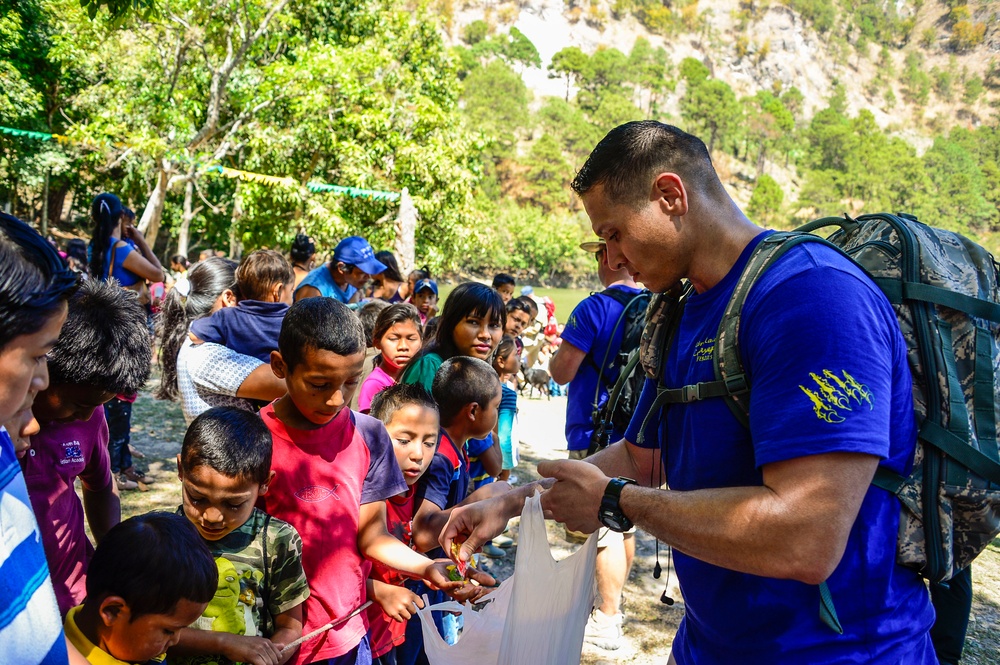 JTF-Bravo hikes over 4,500 pounds of food to remote villages in Honduras