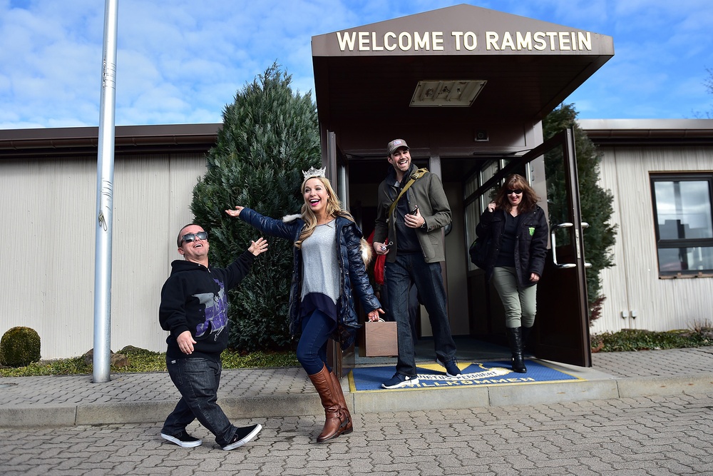 USO tour makes first stop at Ramstein