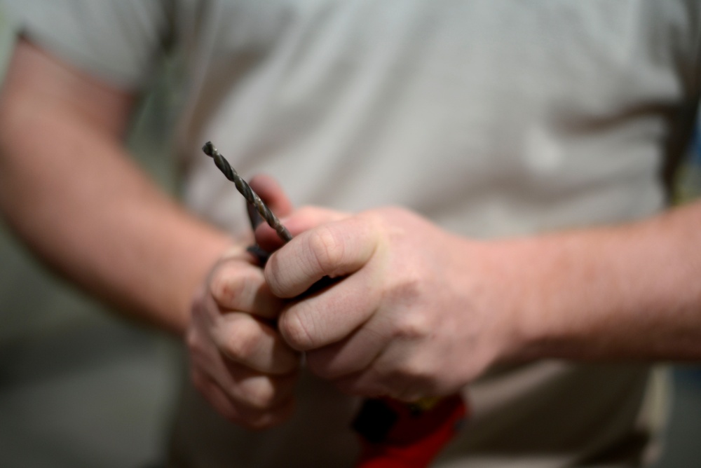 Aircraft structural maintenance Airmen make sparks fly