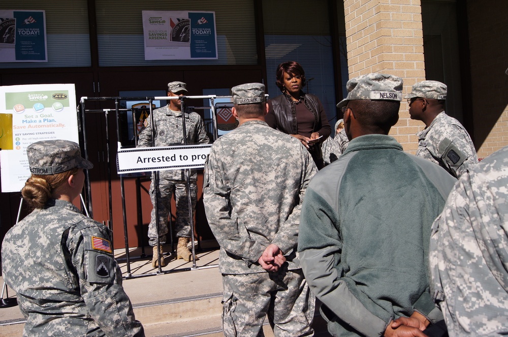 Soldiers make pledge; take steps towards financial readiness