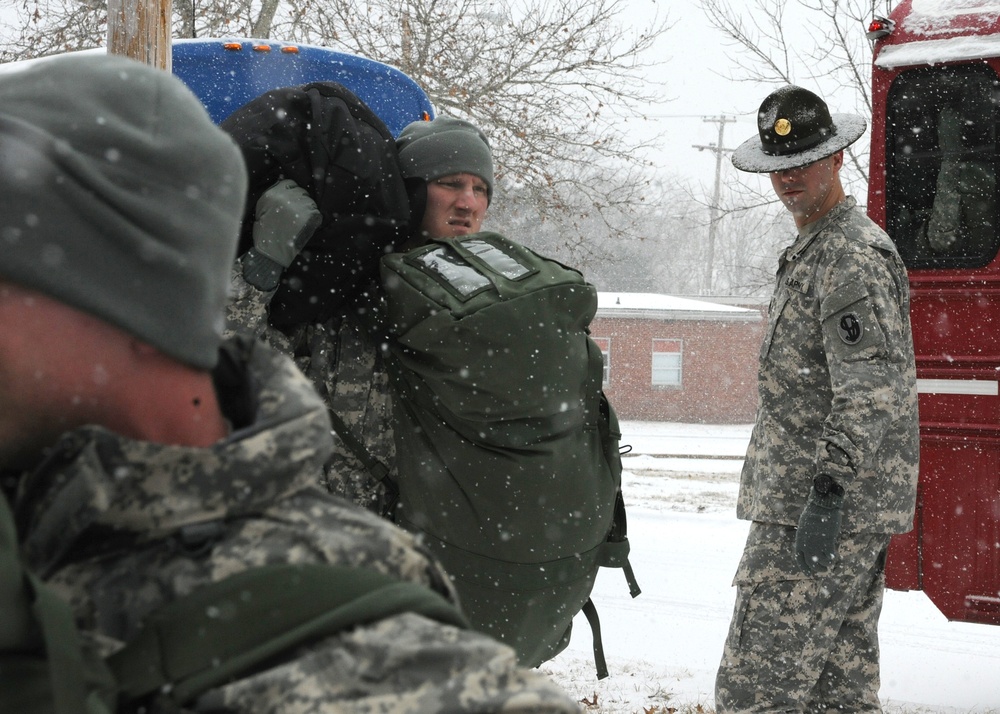Echo Company incorporates Reserve component Soldiers into ‘integration’