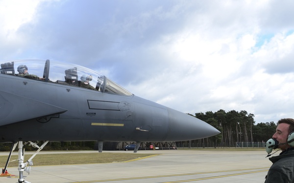 Airmen rival NASCAR pit crews on flightline