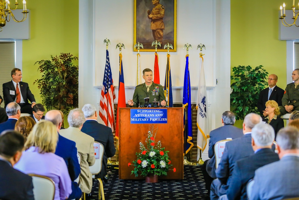 McCrory visits base, announces new veterans' initiatives