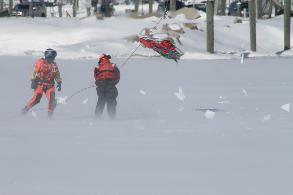 Coast Guard ice rescue training in Grand Haven