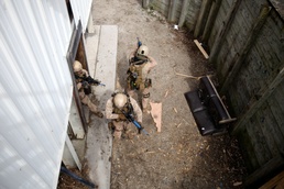 2nd Force Recon swiftly trains close-quarters tactics