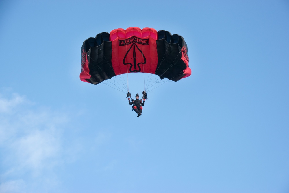 USASOC Black Dagger makes final approach for landing