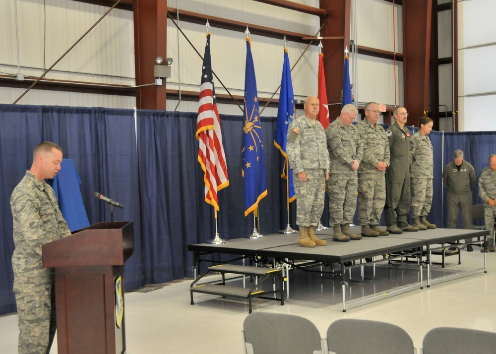 Chaplain Frese opens 122nd Fighter Wing change of command