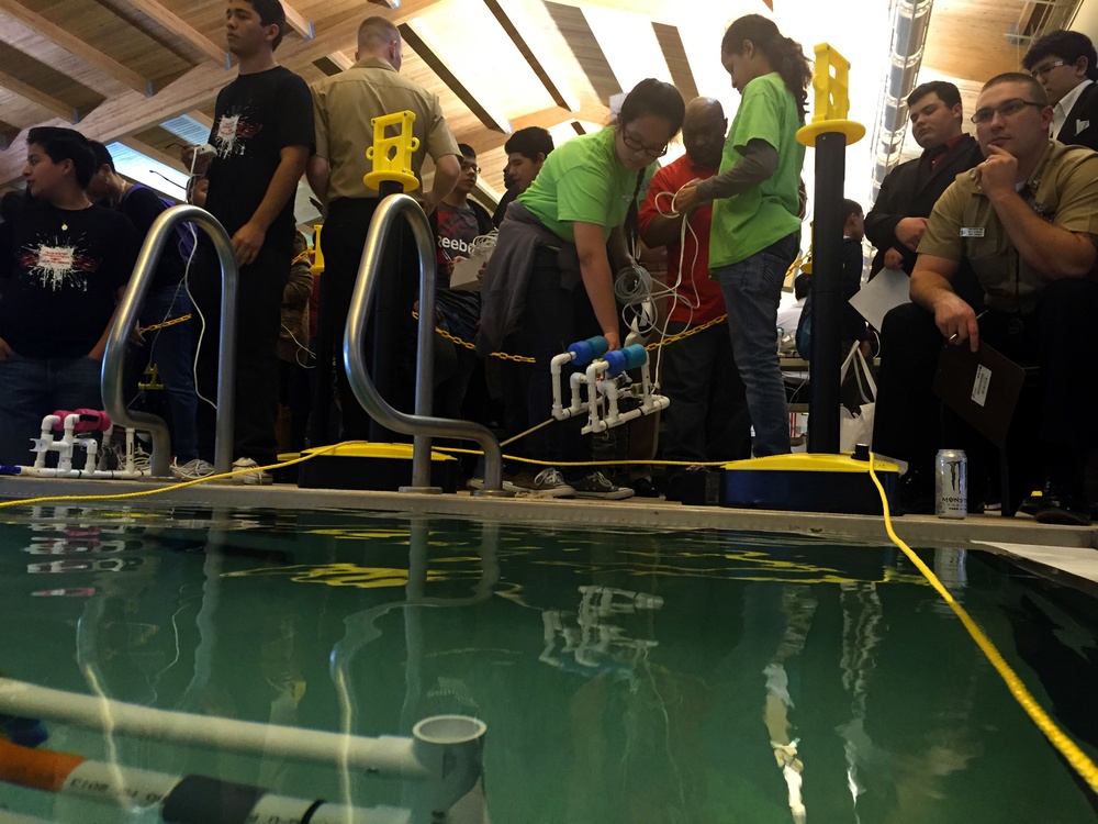Navy hosts Regional SeaPerch Challenge, empowers youth with science