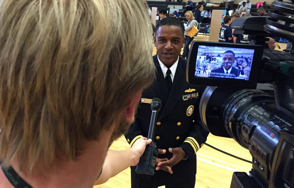 Navy hosts Regional SeaPerch Challenge, empowers youth with science