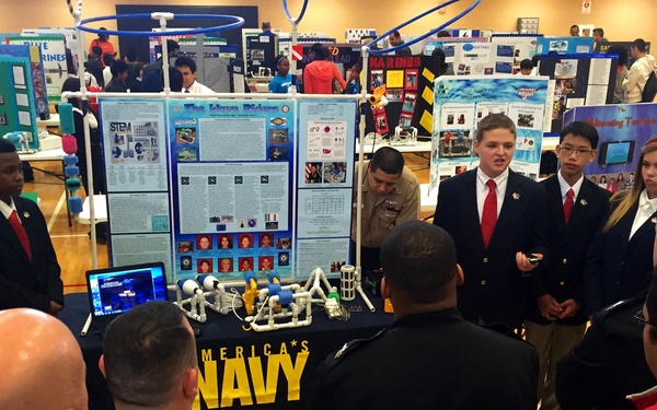 Navy hosts Regional SeaPerch Challenge, empowers youth with science