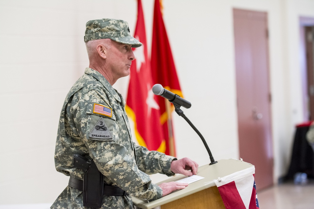 416th TEC officially welcomes commanding general, promotes deputy commander