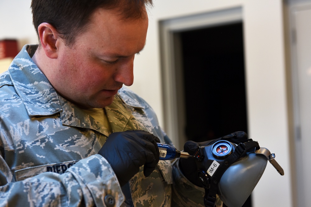 Ohio Air National Guard Airmen participate in monthly Unit Assembly Training