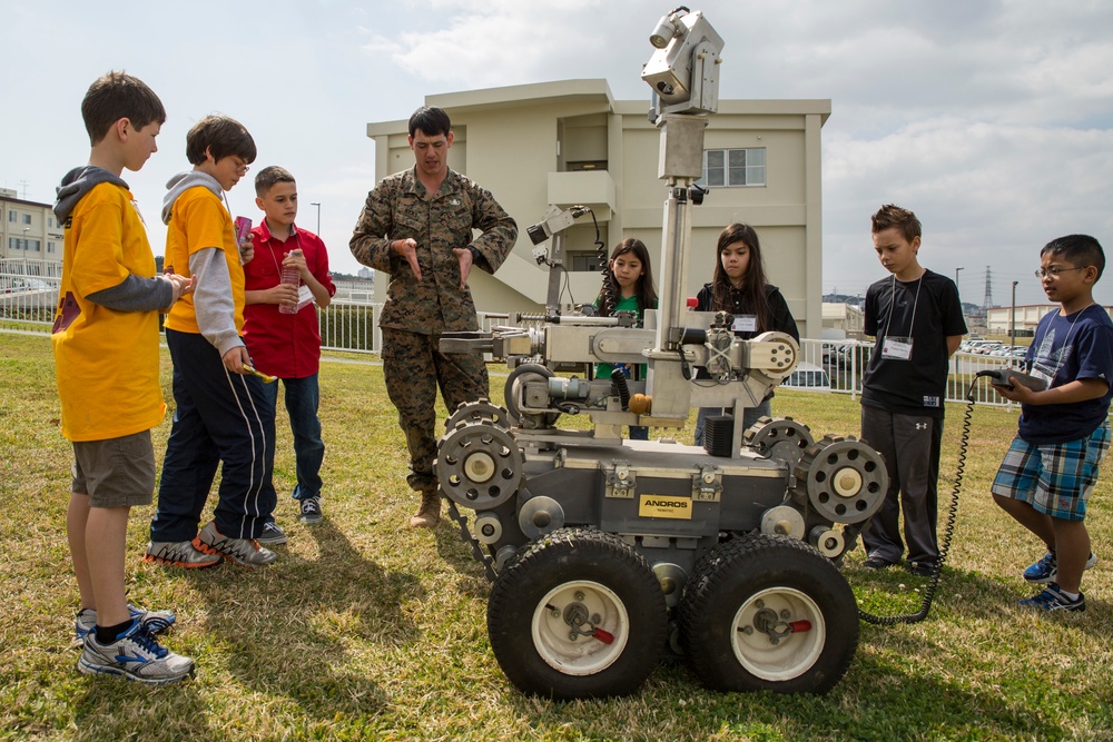 DoDEA Okinawa schools compete at robotics competition
