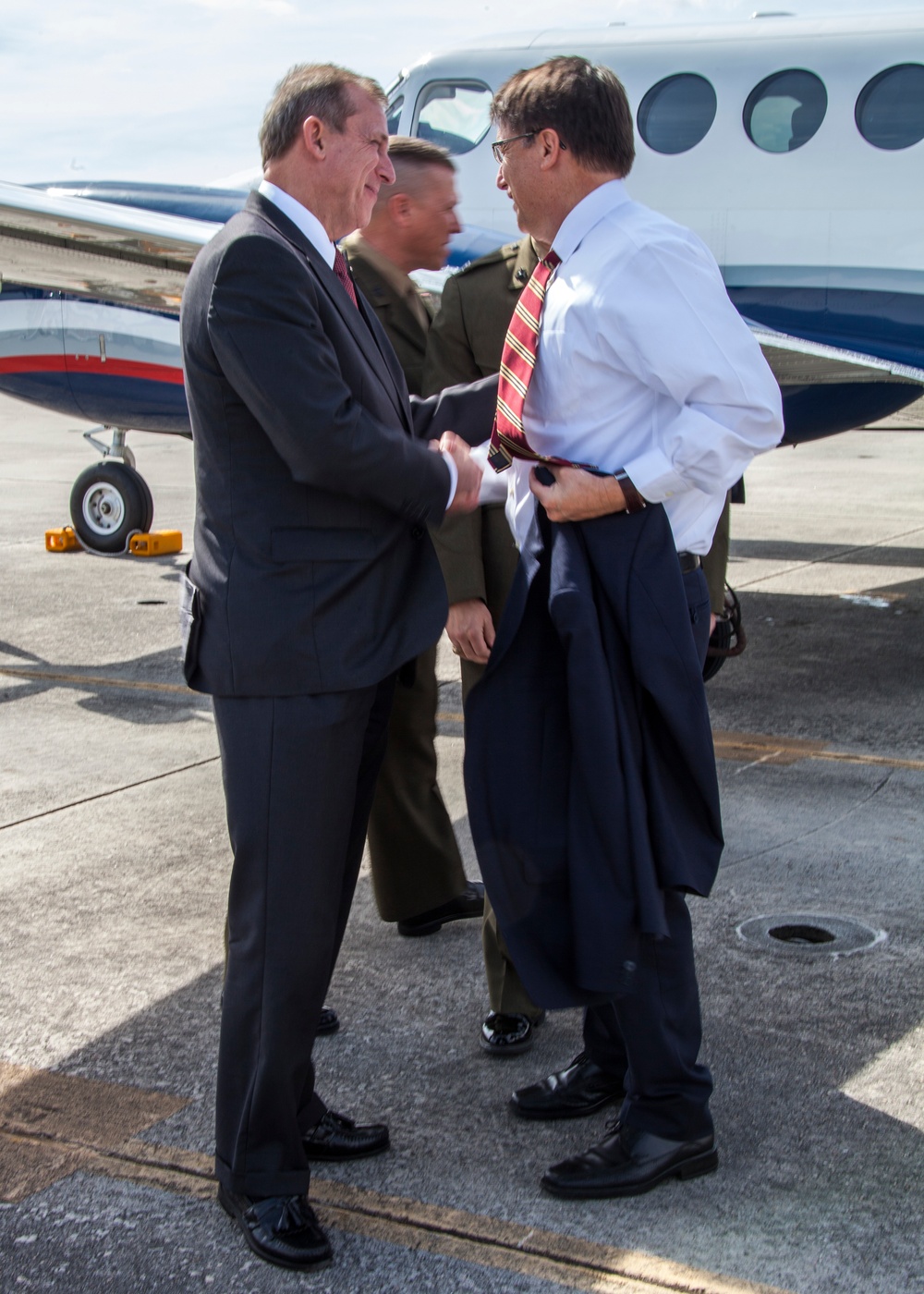 North Carolina Governor Pat McCrory visits Camp Lejeune, N.C.
