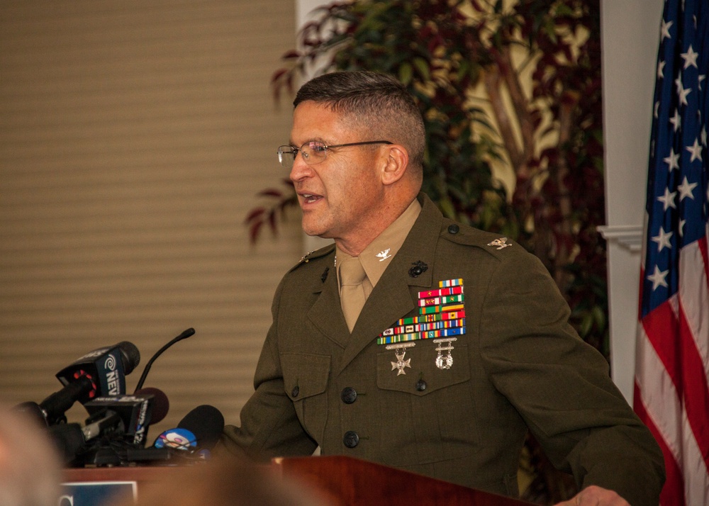 North Carolina Governor Pat McCrory visits Camp Lejeune, N.C.