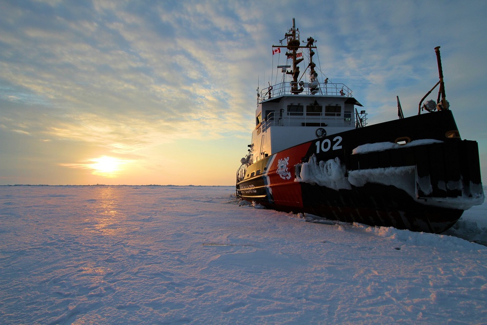 USCGC Bristol Bay ice liberty in Lake Erie
