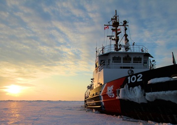 USCGC Bristol Bay ice liberty in Lake Erie