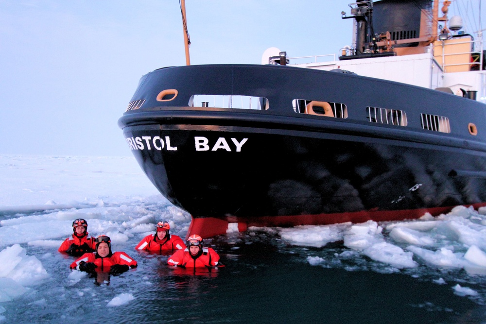 USCGC Bristol Bay ice liberty in Lake Erie
