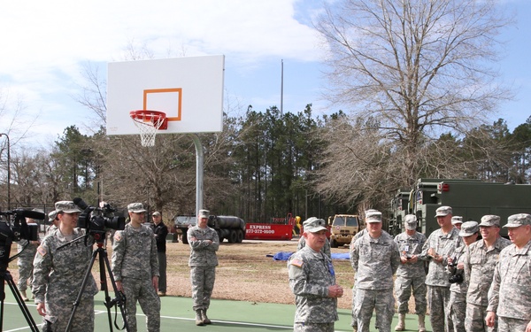 Gen. Grass tours joint exercise VG15