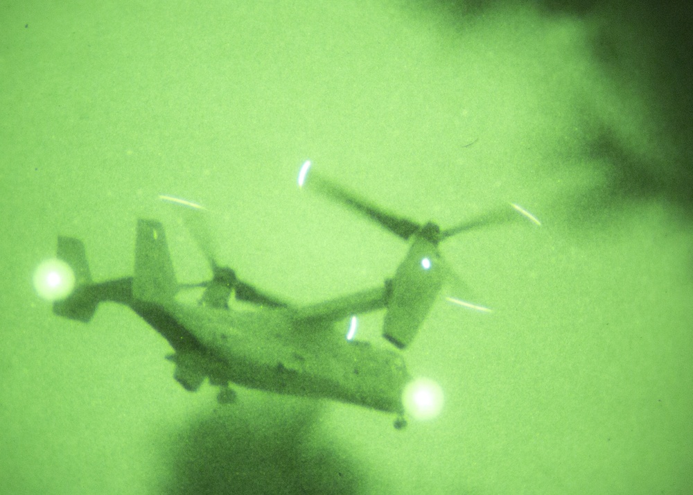 VMM 263 supports 2nd Radio BN in night parachute operations