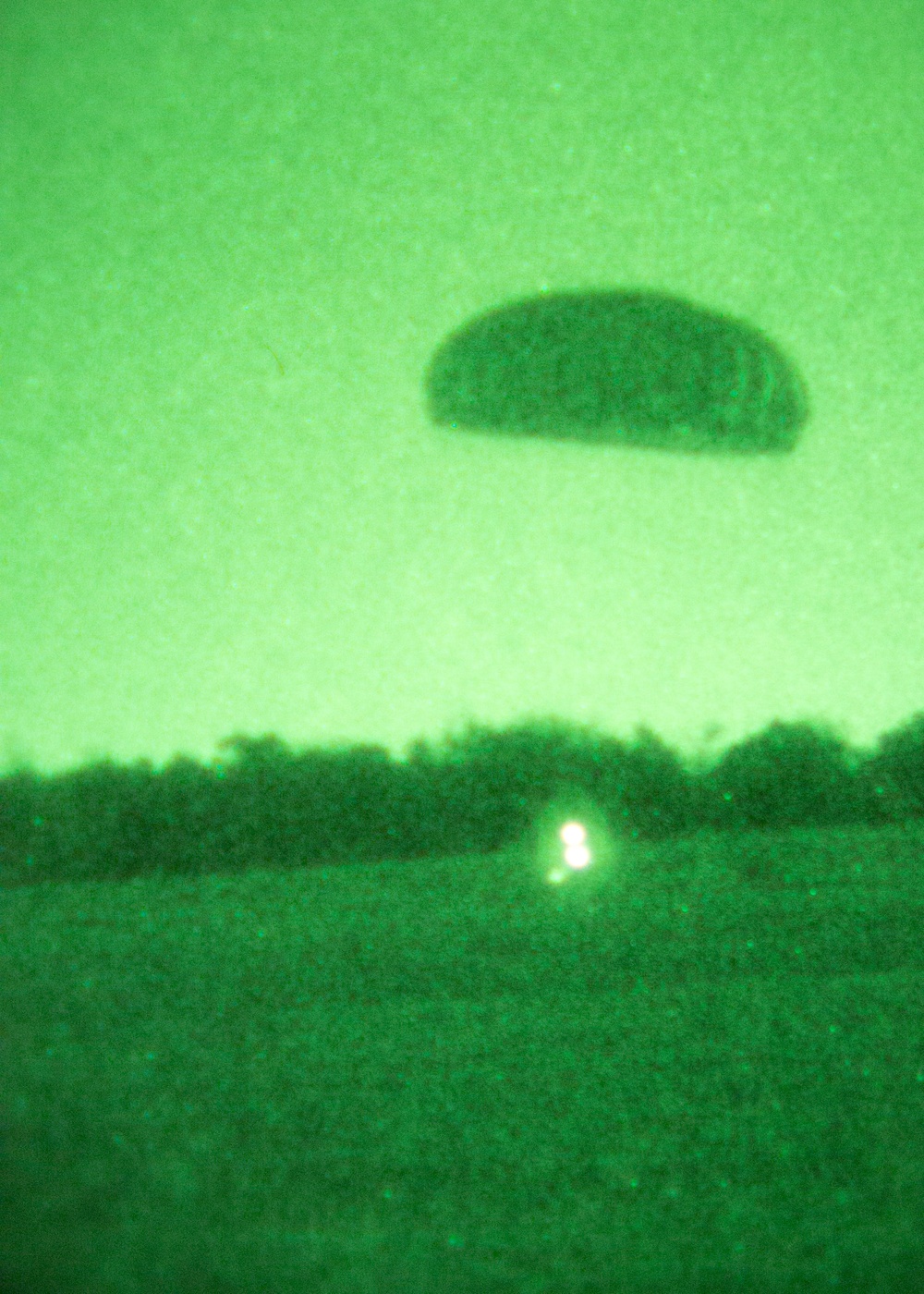 VMM 263 supports 2nd Radio BN in night parachute operations
