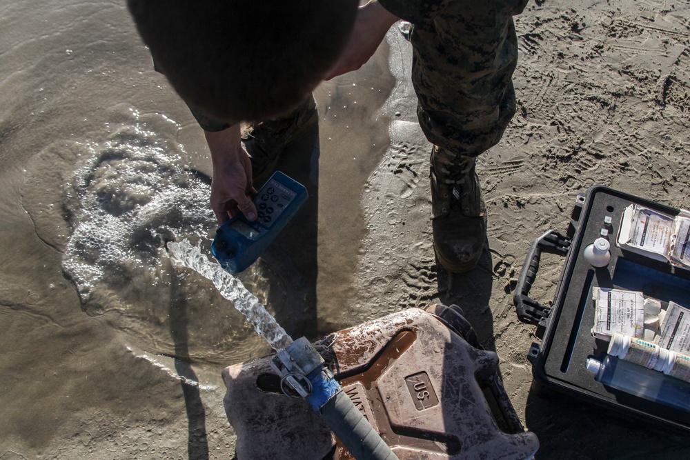 DVIDS - Images - 15th MEU Marines provide drinking water from ocean ...