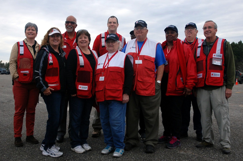 Red Cross Volunteers Support Vigilant Guard