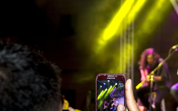 USO-sponsored visit at NSA Bahrain