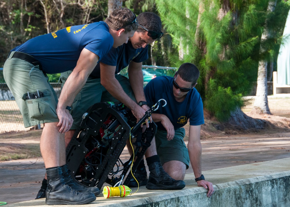 USS Frank Cable action