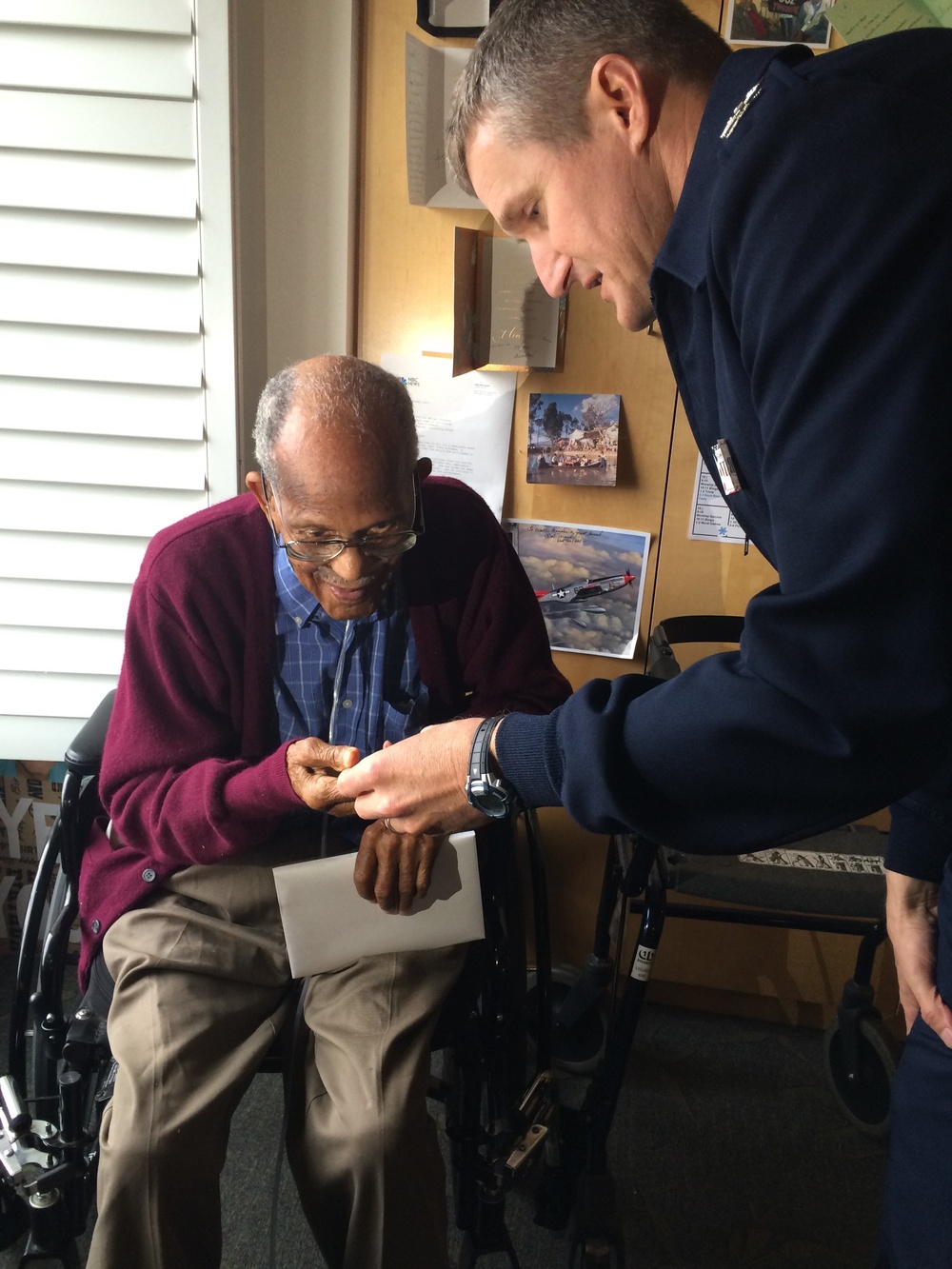 DCMA Western Regional commander visits oldest living Tuskegee Airman